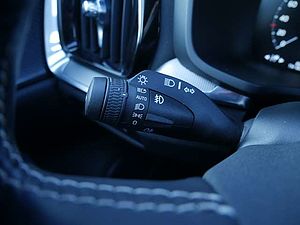 Volvo  T6 R-Design Recharge Plug-In Hybrid AWD